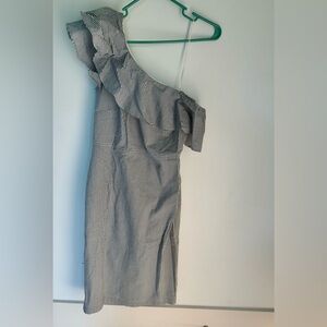 Banana Republic Seersucker Dress with Ruffle Sz 6